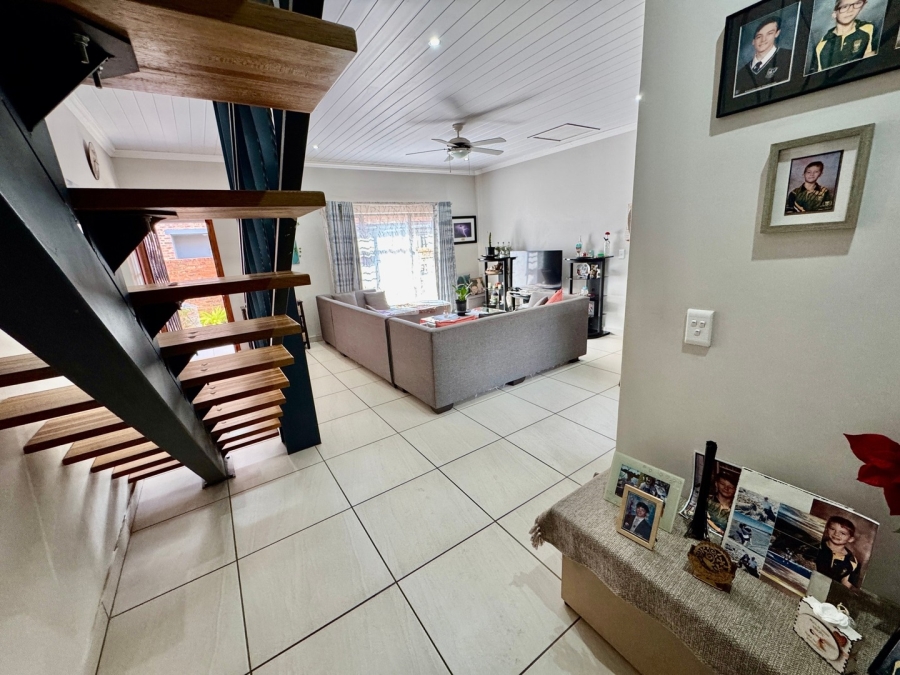 3 Bedroom Property for Sale in Lifestyle Estate North West